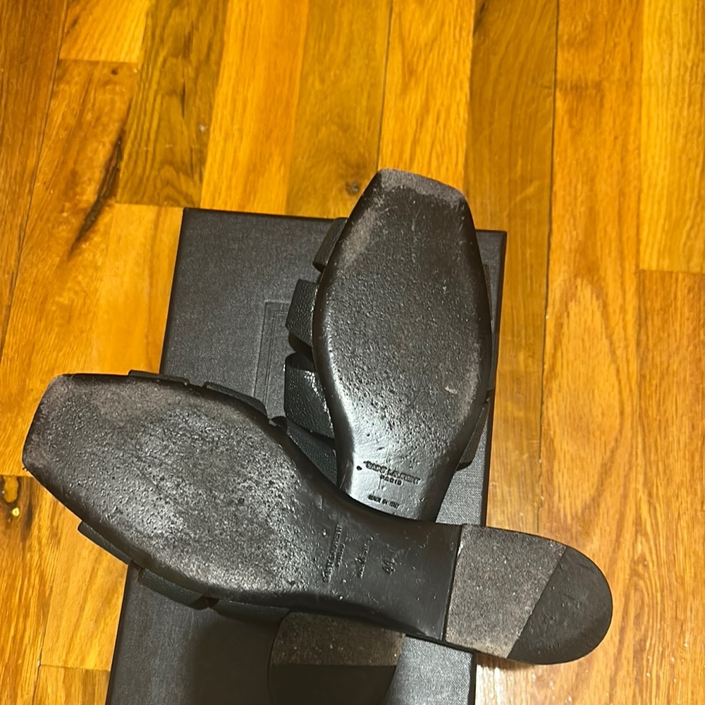 Saint Laurent dark green Sandals with Crisscross Straps - Picture 5 of 5